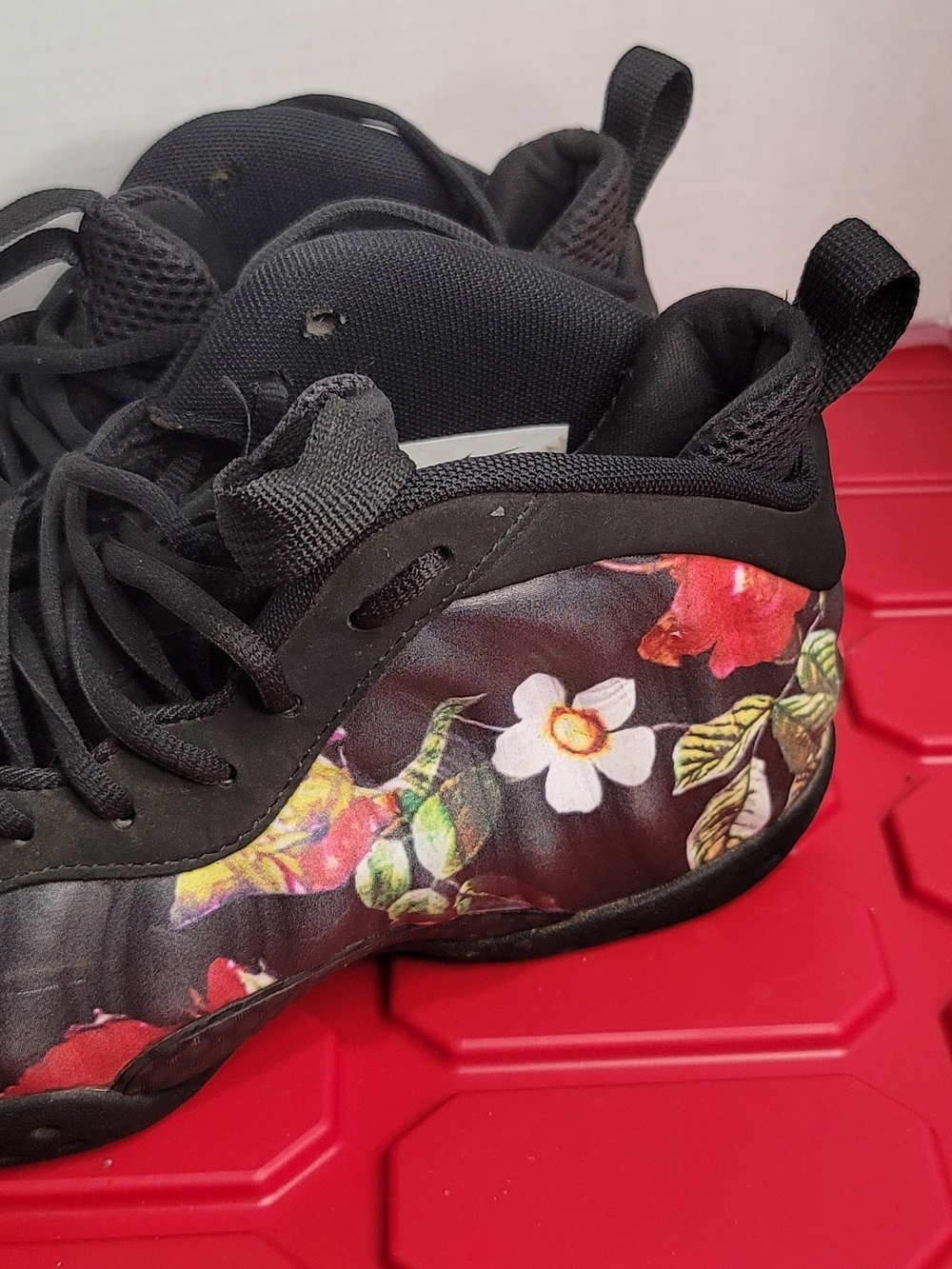 Nike AIR FOAMPOSITE ONE FLORAL SIZE 7W